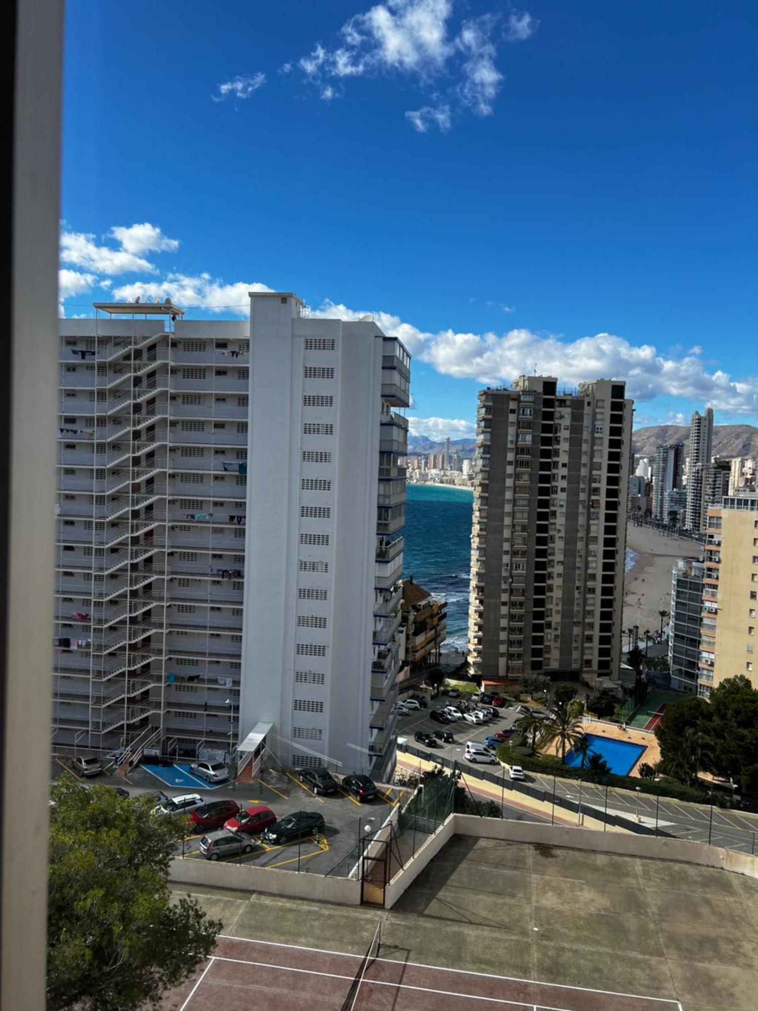 2 Bedroom Levante Beach Benidorm Exterior foto
